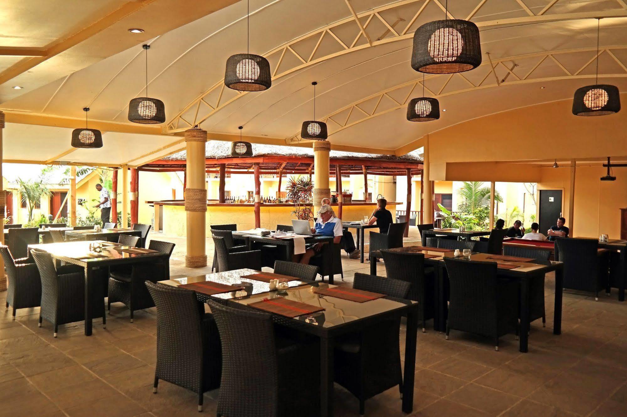 Moorings Hotel Port Vila Eksteriør billede